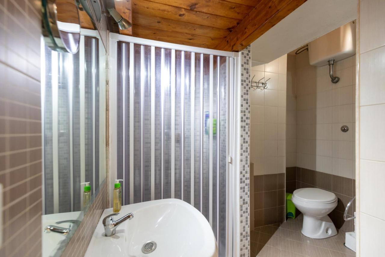 Apartment With Sea View With 2 Lifts Above Montesanto! Nápoles Exterior foto