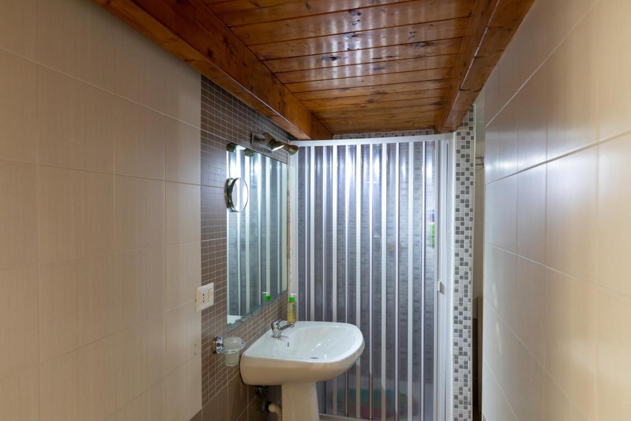 Apartment With Sea View With 2 Lifts Above Montesanto! Nápoles Exterior foto